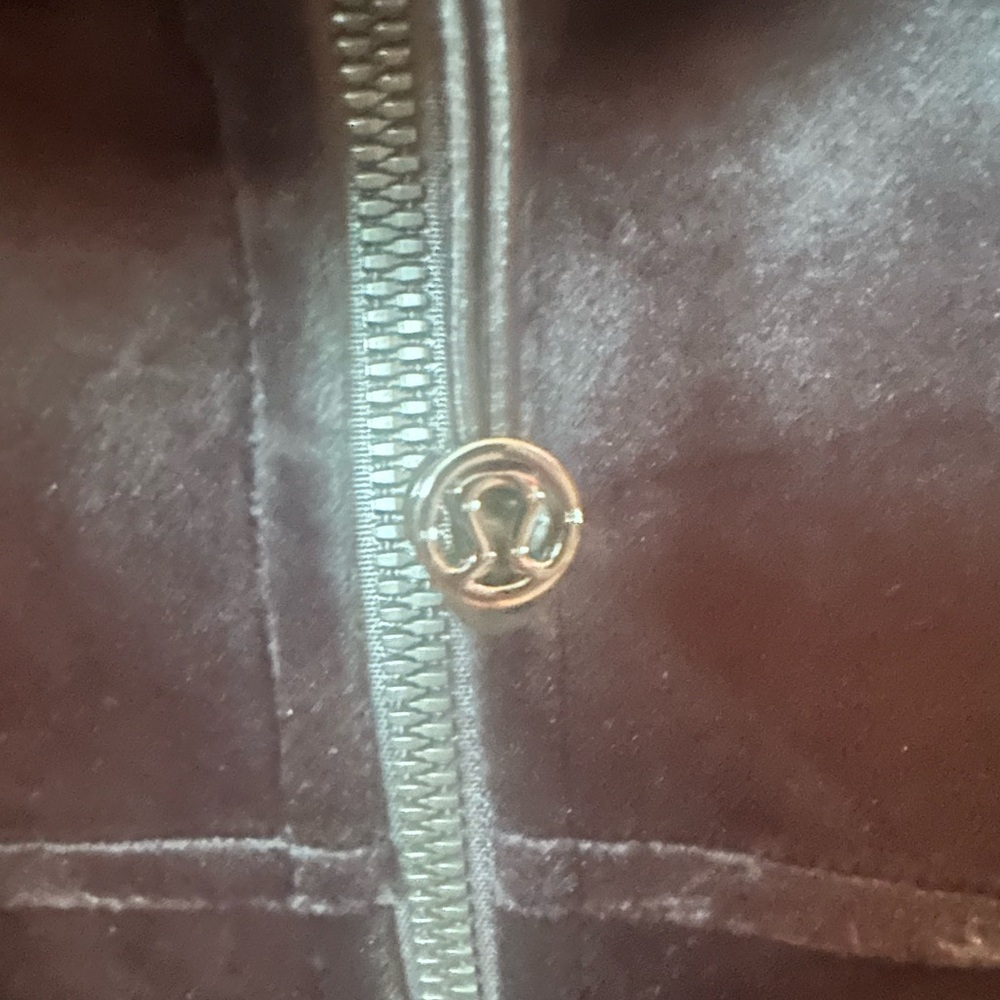 Lululemon Women’s Define Velvet Jacket Brand New w/o Tag - Picture 7 of 14